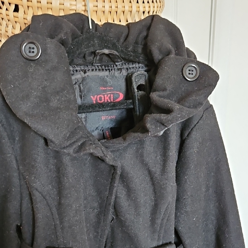 Free W Bundle Yoki Black Hooded Jacket for Kids - Picture 4 of 8